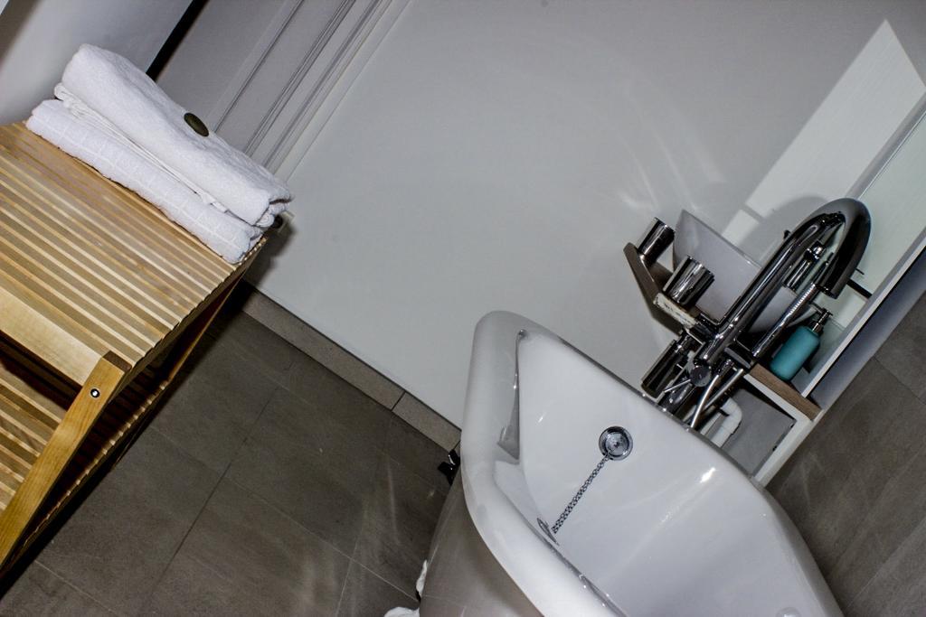 Chambre D'Hotes Avec Cuisine Commune - 5 Mns De Narbonne Cuxac-dʼAude Kültér fotó